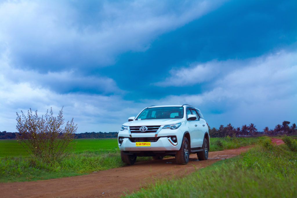 Toyota Fortuner 2.8 4x2 AT Rent A Car in Kerala